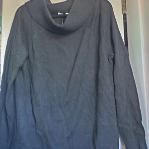 GAP turtleneck sweater